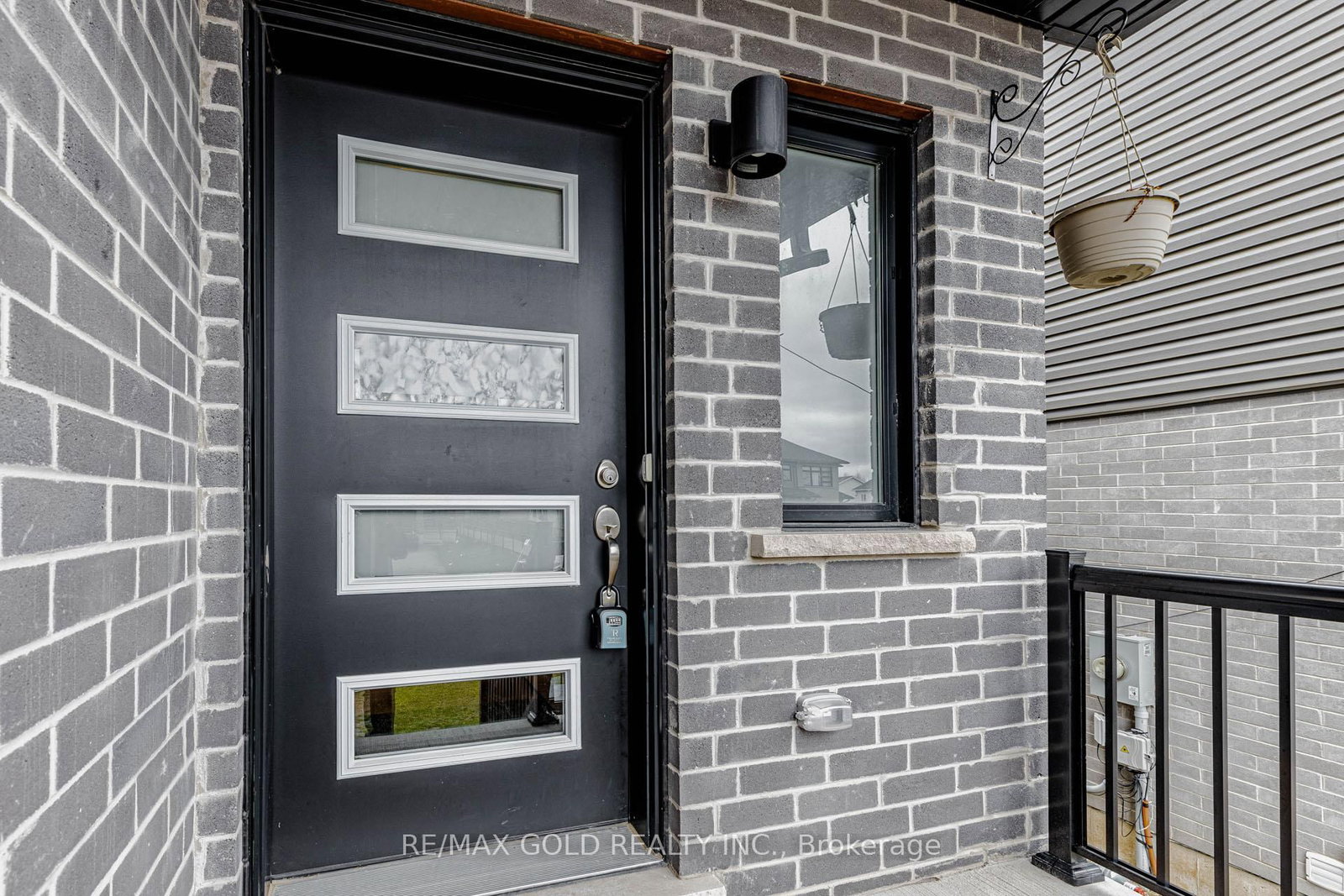 18 Wilkinson Avenue - Photo 4