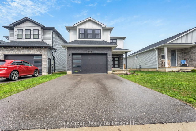48 Cash Crescent