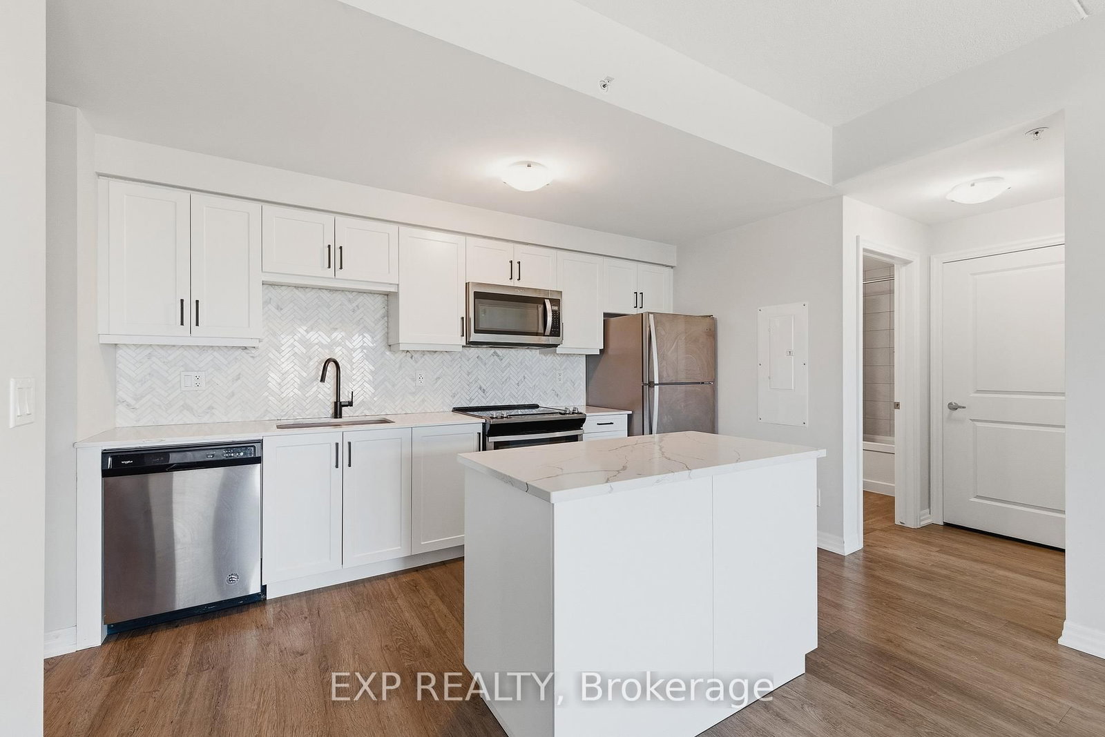 195 Commonwealth Street, Unit 206 - Photo 4