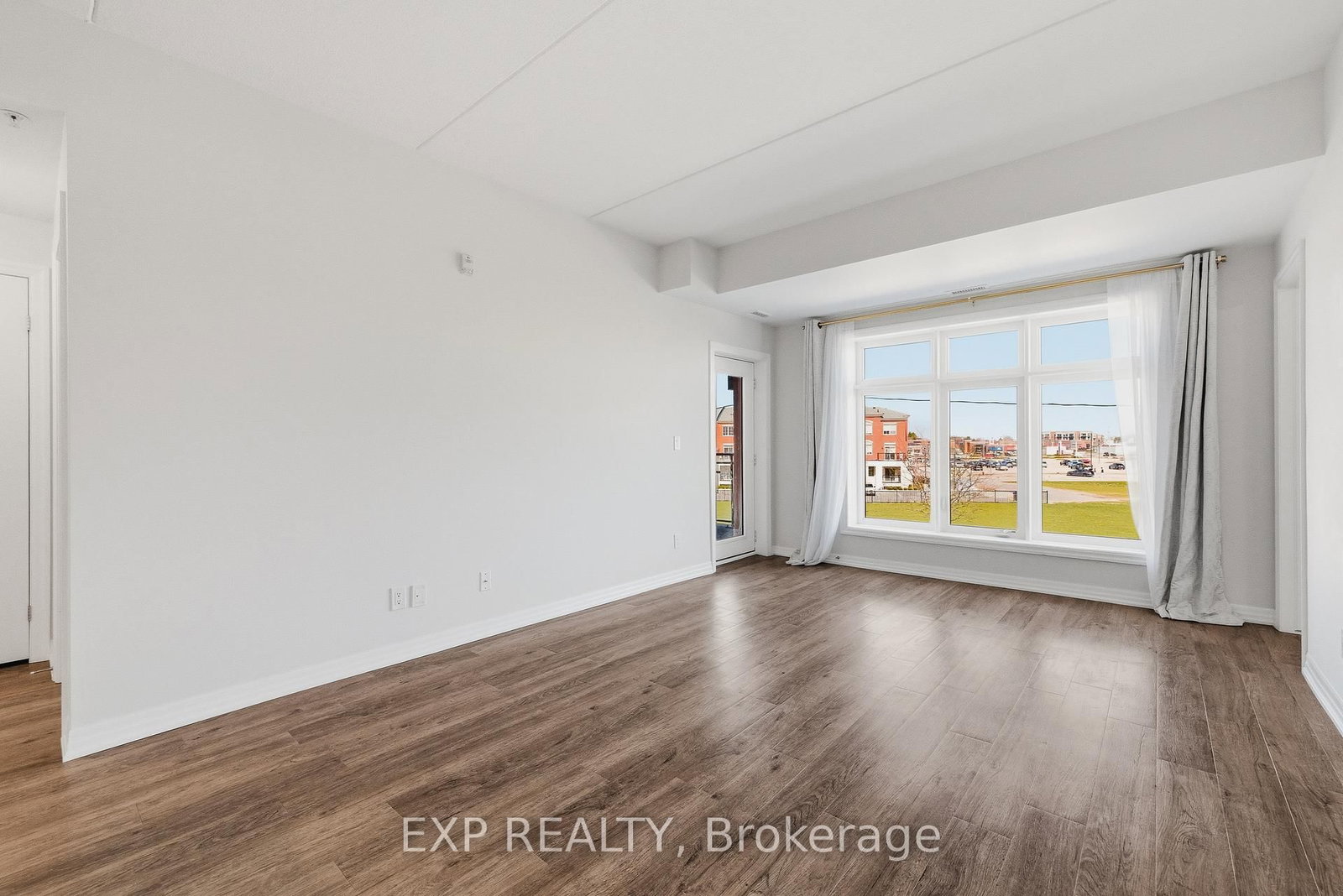 195 Commonwealth Street, Unit 206 - Photo 7