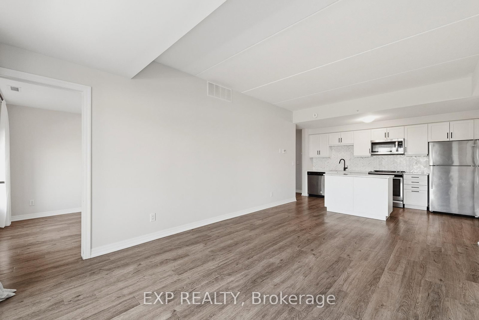 195 Commonwealth Street, Unit 206 - Photo 9