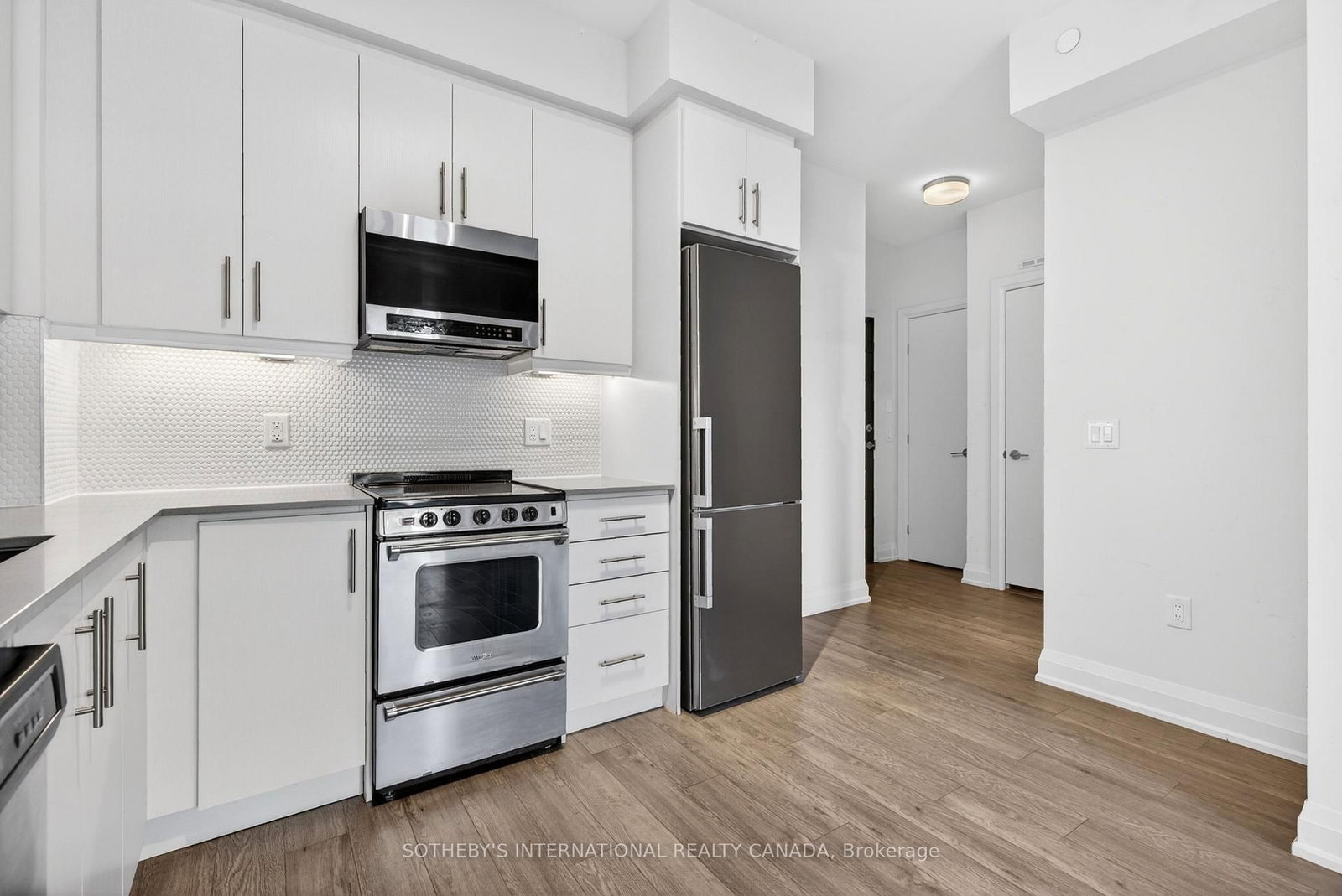 212 King William Street E, Unit 313 - Photo 13
