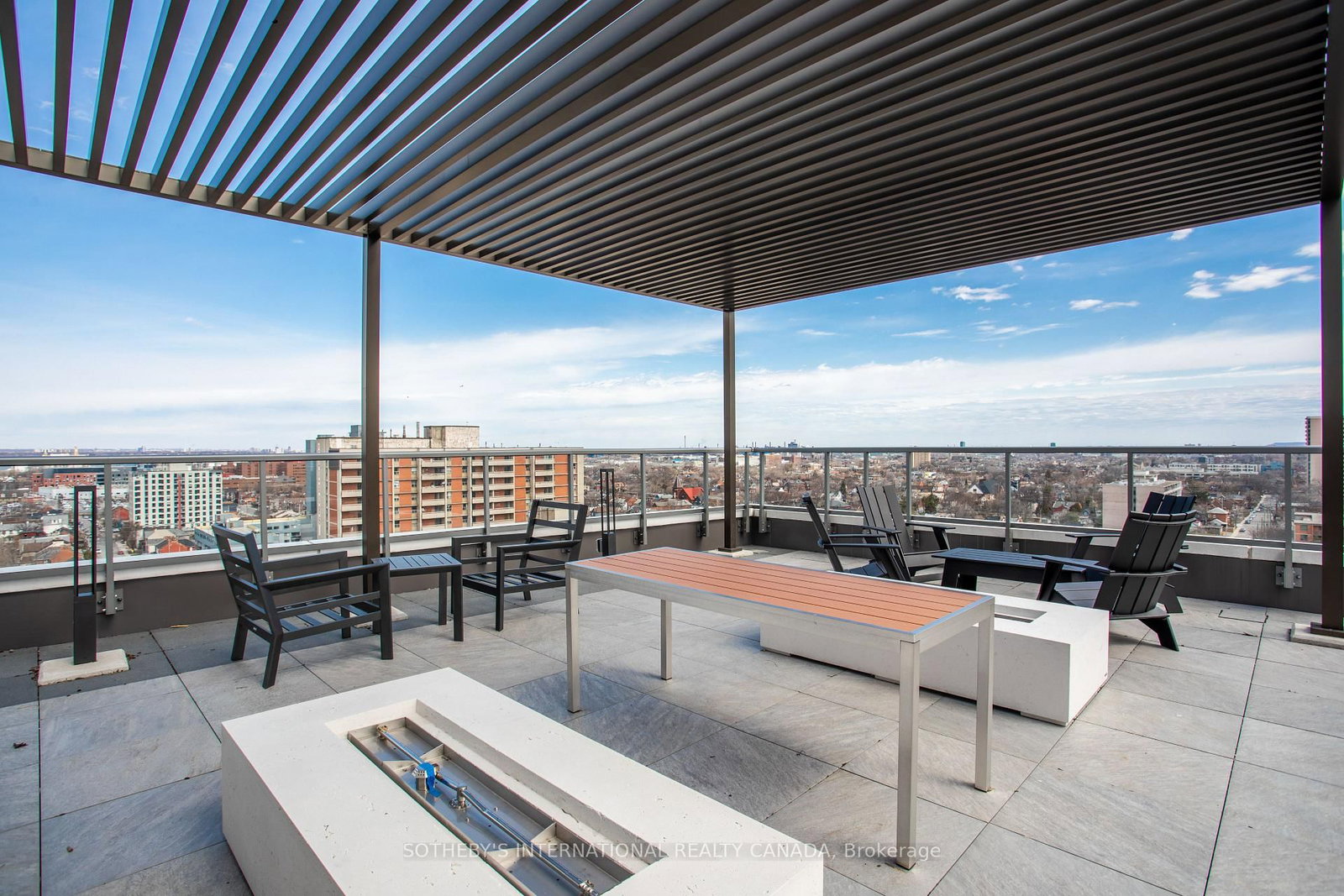 212 King William Street E, Unit 313 - Photo 26