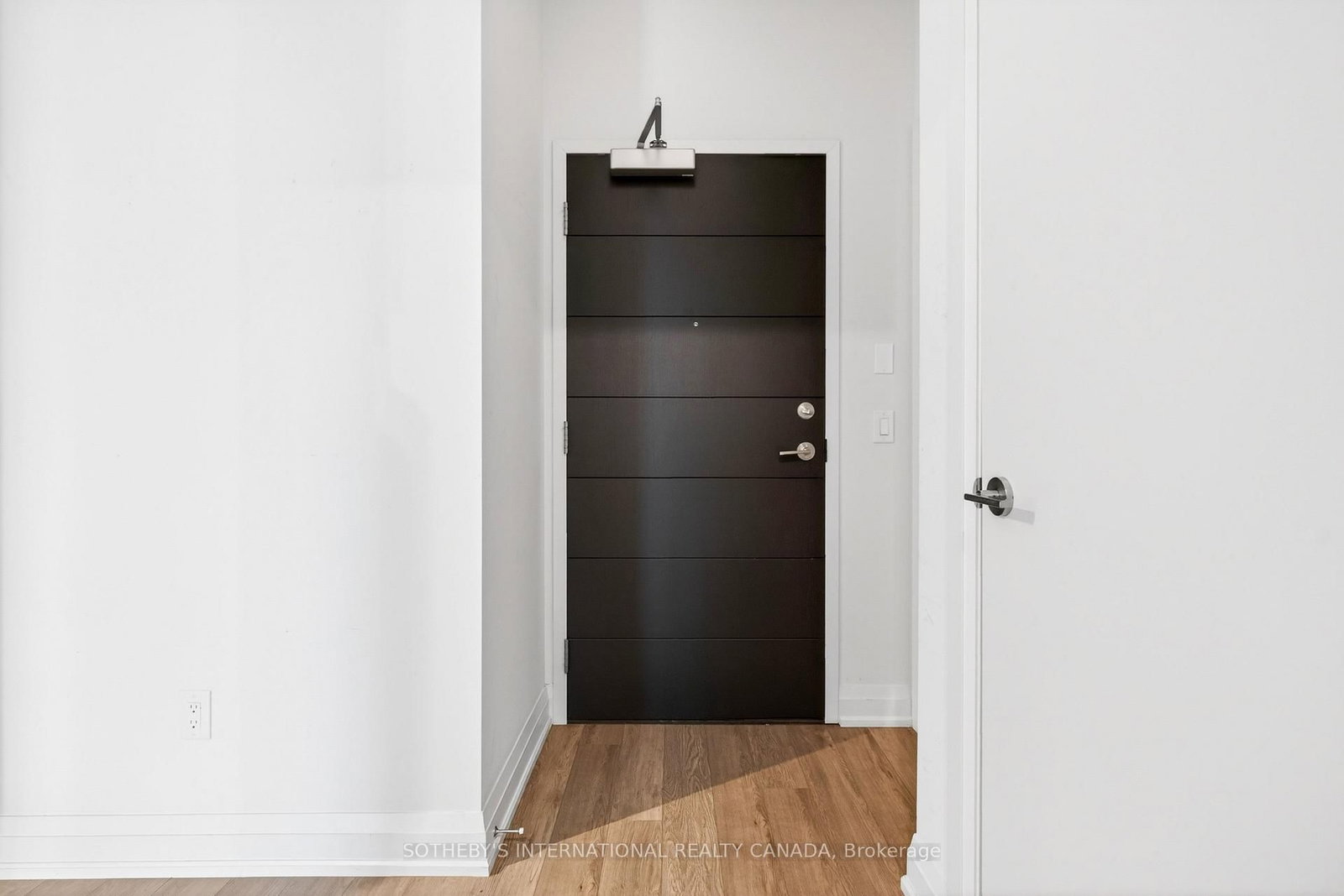 212 King William Street E, Unit 313 - Photo 4