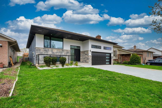 33 West Farmington Drive