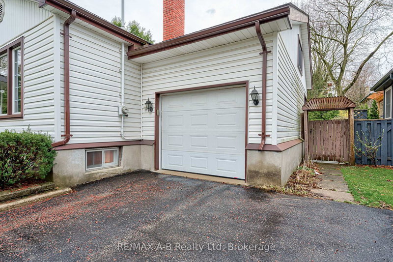 152 Birmingham St, Stratford, N5A 2T2 | Image 3