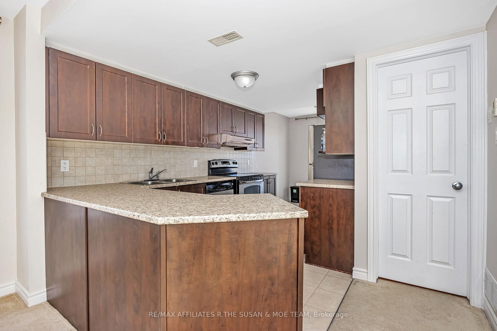 753 Lakeridge Drive - Photo 14