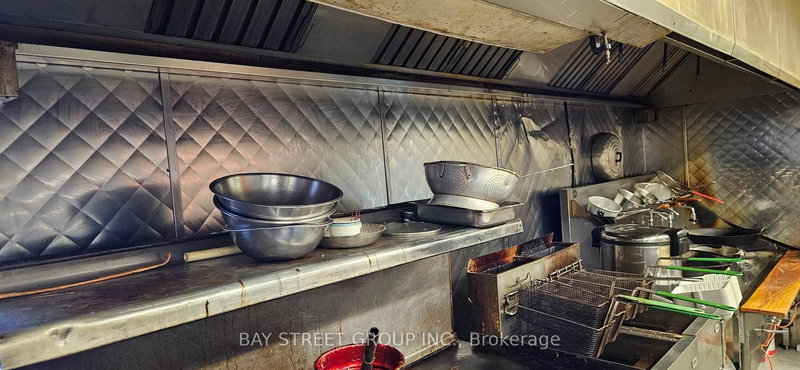 23 William St N, Kawartha Lakes, K9V 3Z9 | Image 3