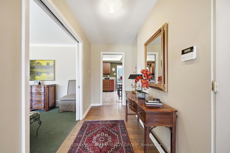 68 Corkstown Rd, Ottawa, K2H 5B5 | Image 3