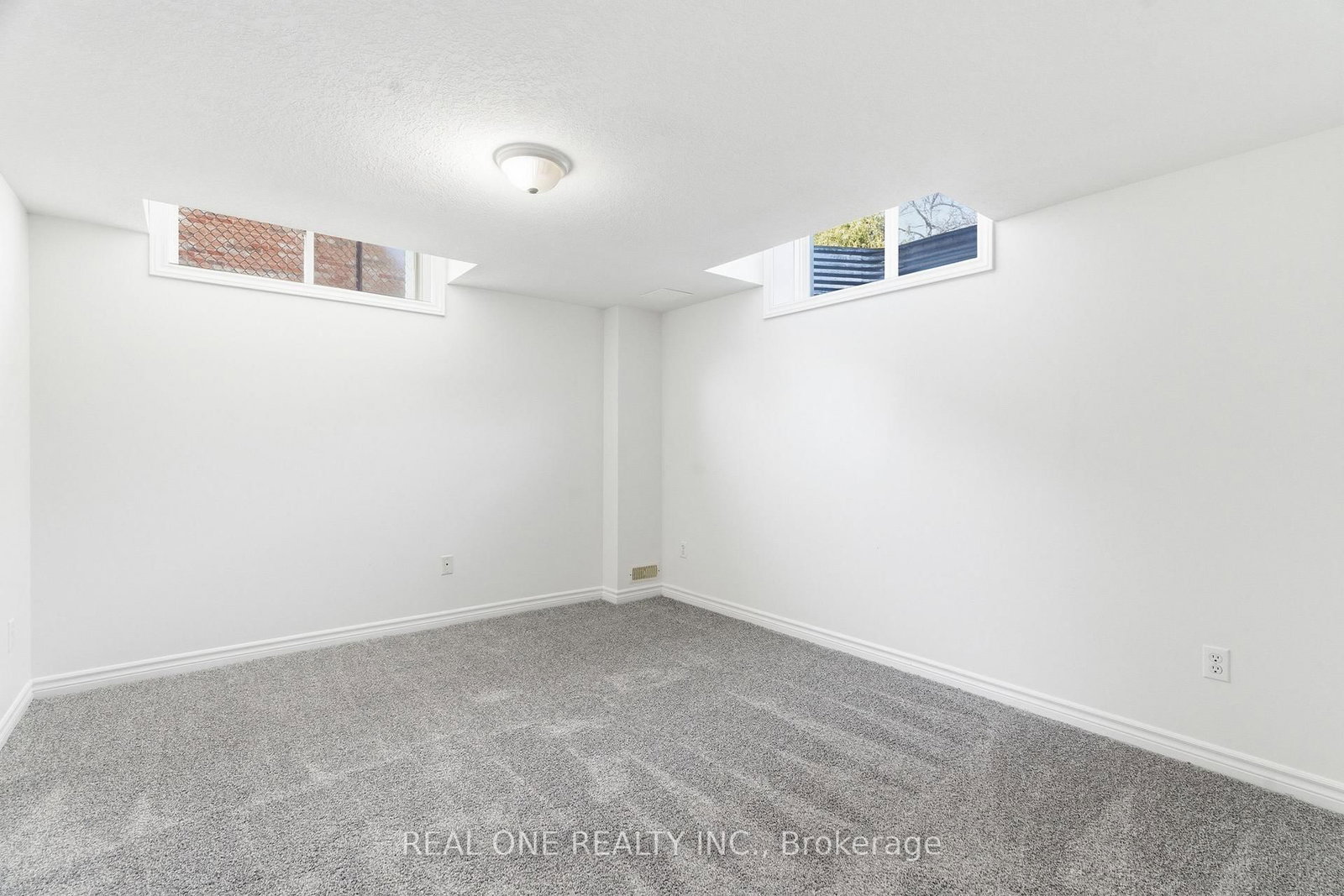 132 Dawn Avenue, Unit Basement - Photo 10