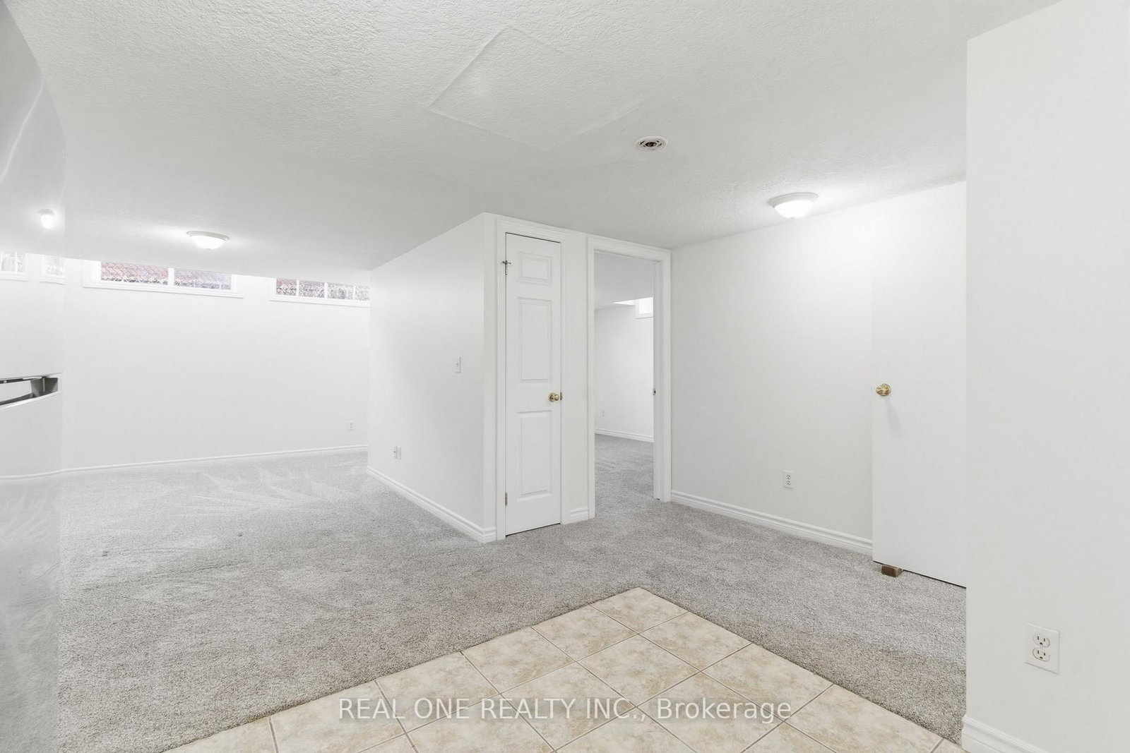 132 Dawn Avenue, Unit Basement - Photo 7