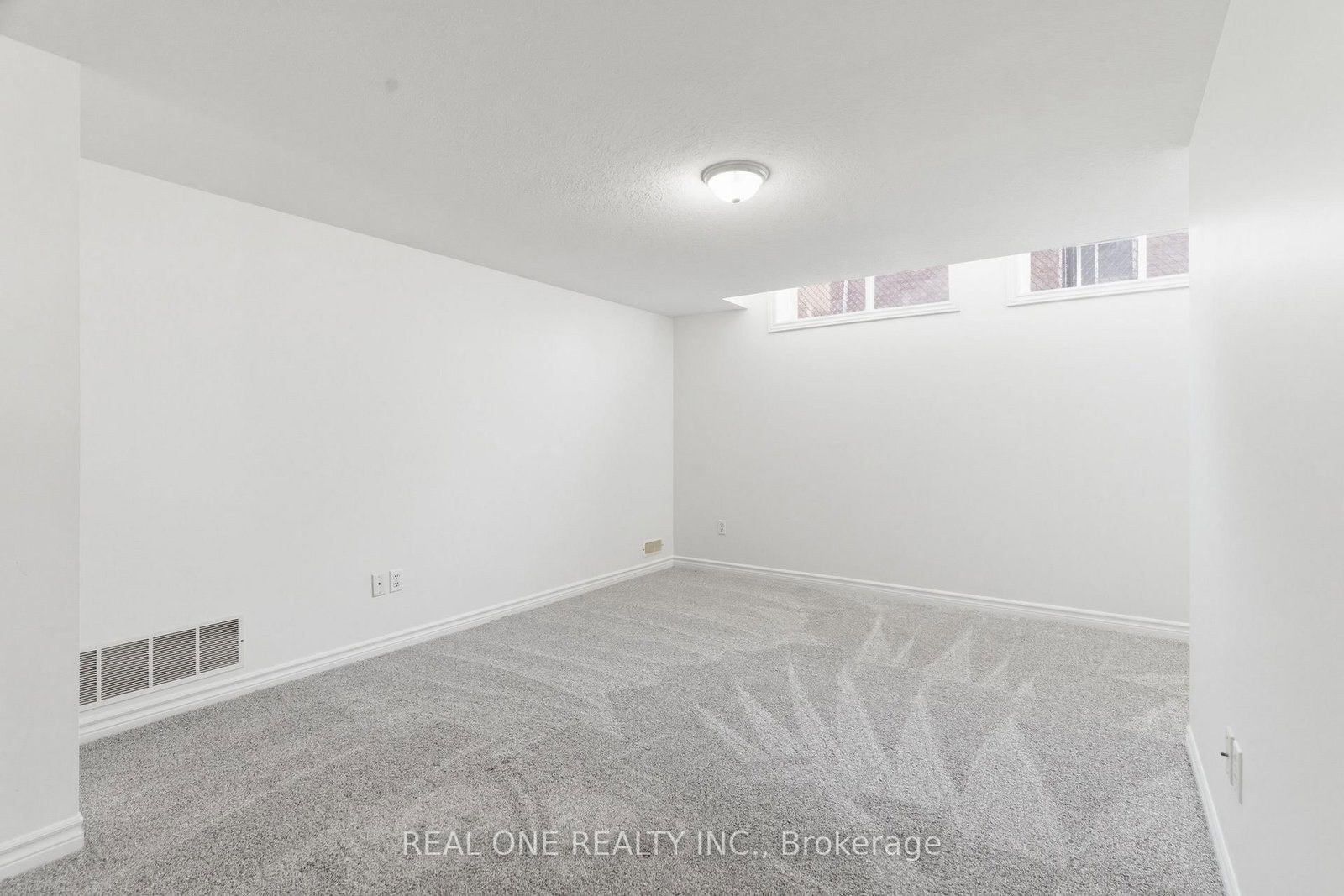 132 Dawn Avenue, Unit Basement - Photo 8