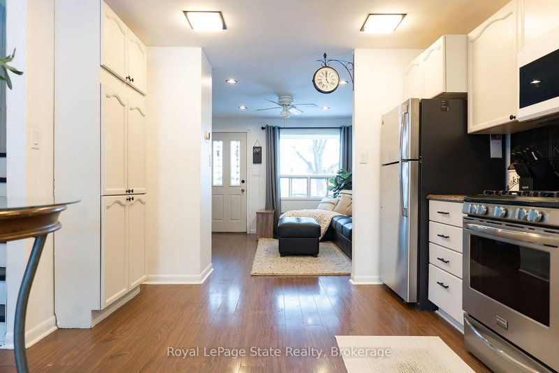 717 Knox Ave, Hamilton, L8H 6K7 | Image 3