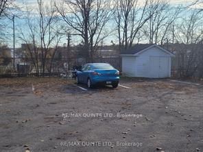 27 King George Sq, Belleville, K8P 2A6 | Image 3