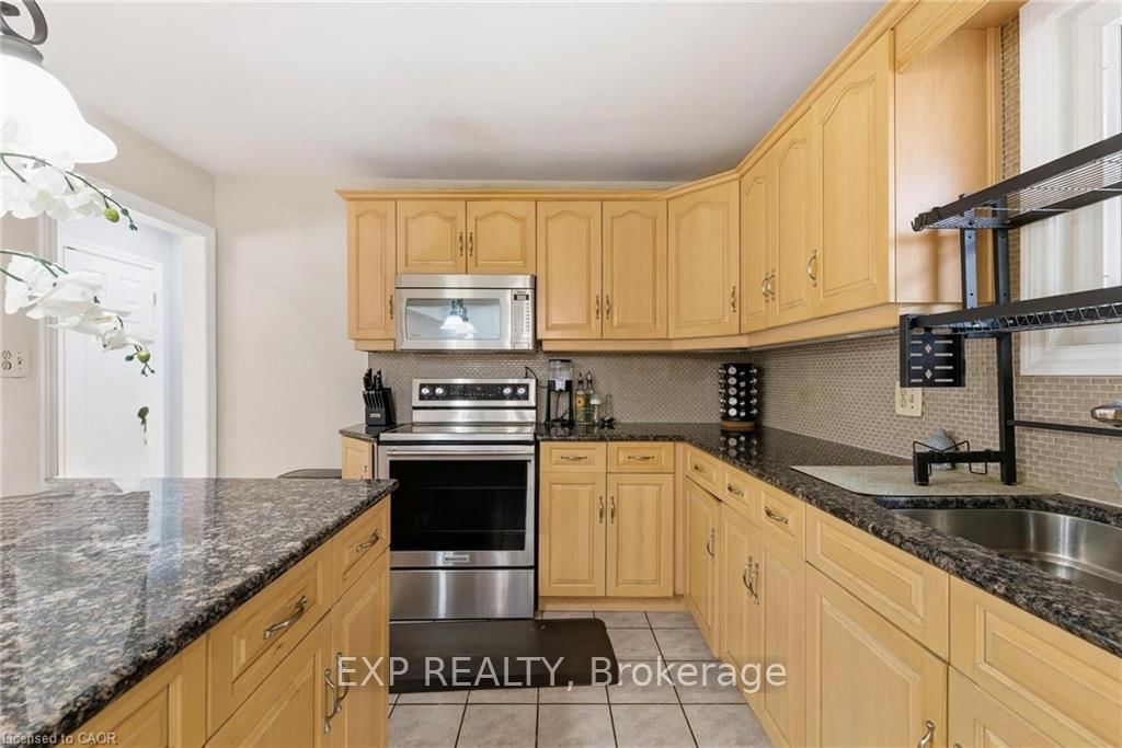 364 Roselawn Place - Photo 11