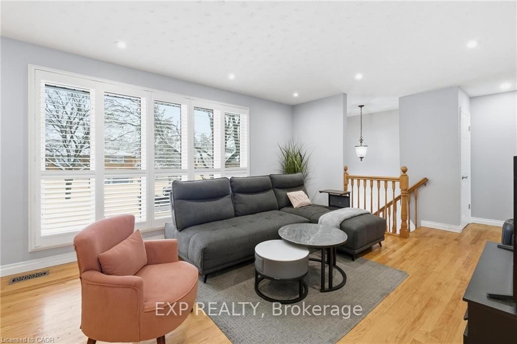 364 Roselawn Place - Photo 6