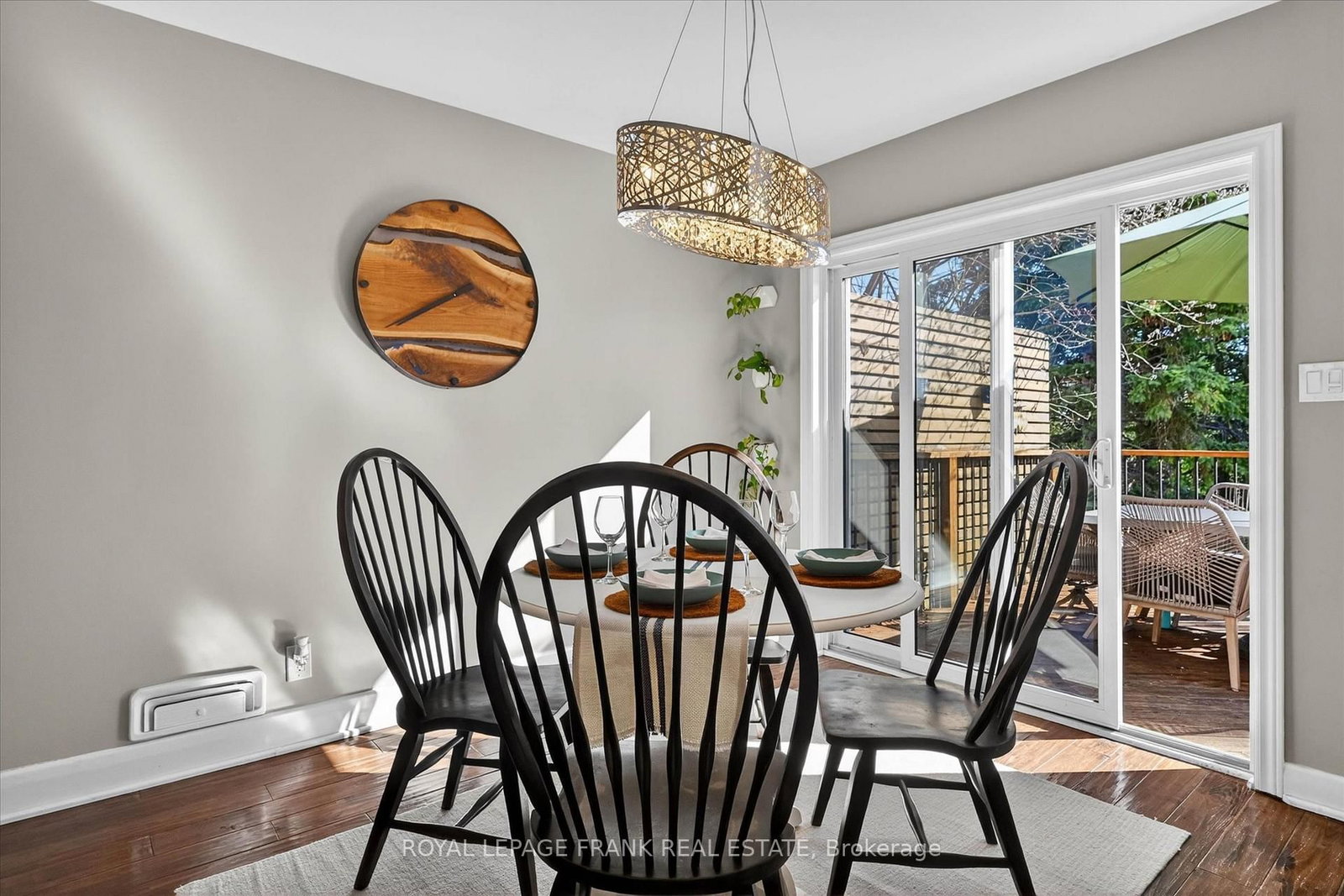 Detached House for sale at 452 Gordon Avenue, Peterborough, Ontario, K9J 6G5 - Town Ward 3 - MLS: X13019524