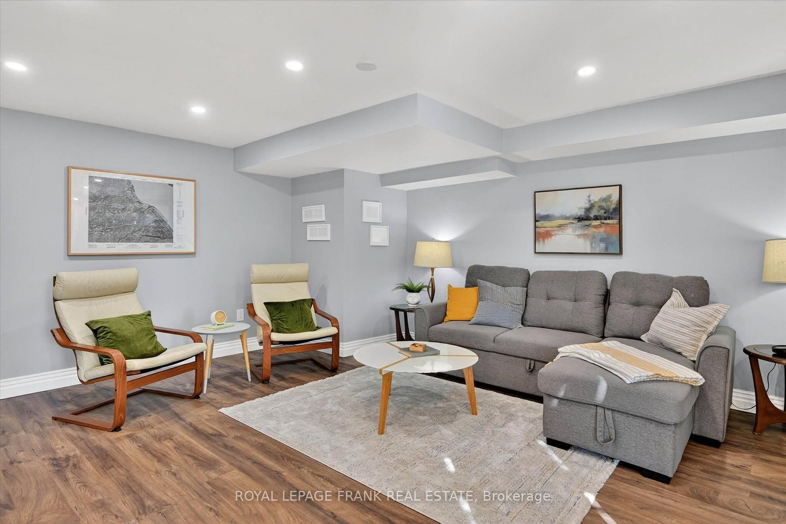 Detached House for sale at 452 Gordon Avenue, Peterborough, Ontario, K9J 6G5 - Town Ward 3 - MLS: X13019524