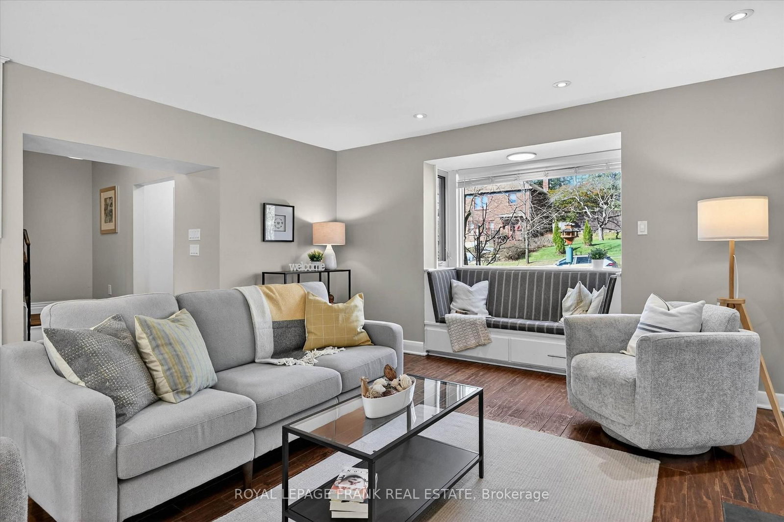 Detached House for sale at 452 Gordon Avenue, Peterborough, Ontario, K9J 6G5 - Town Ward 3 - MLS: X13019524