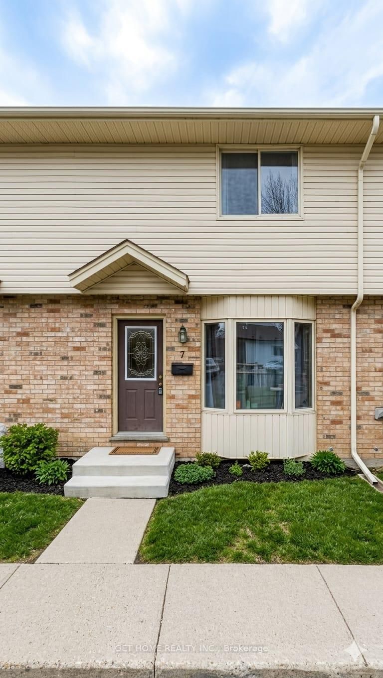 40 Burslem Street, Unit 7