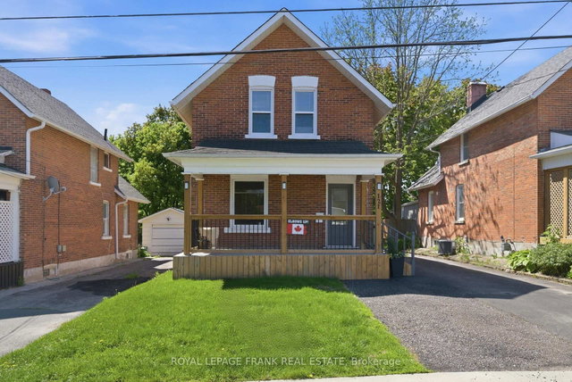 121 Durham Street W