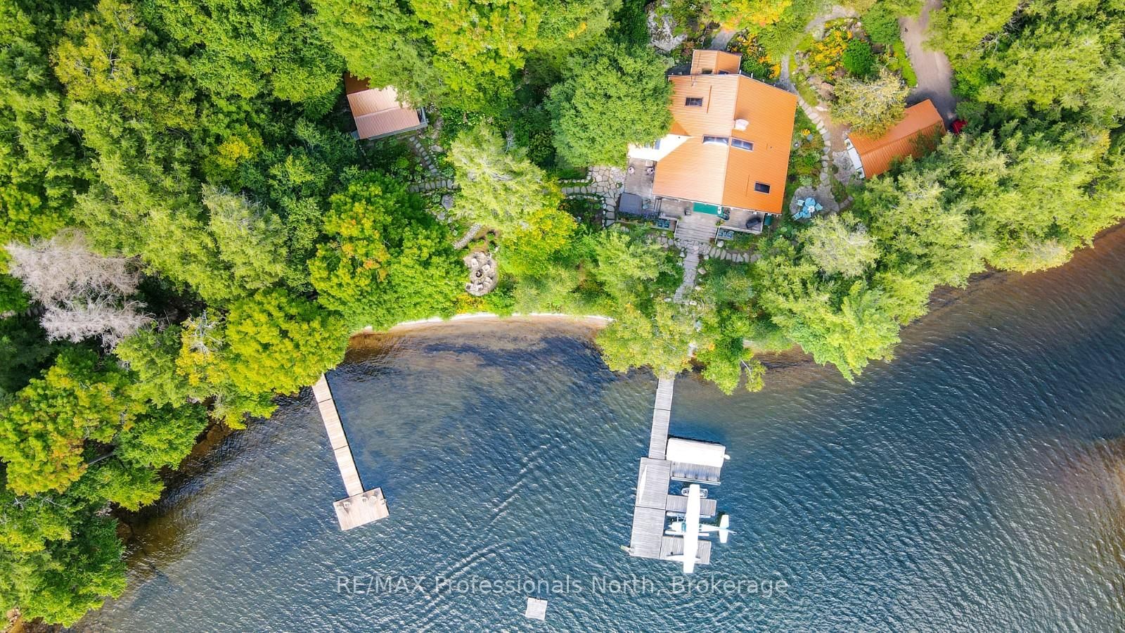 2718 Wilkinson Road • Dysart et al, ON photo 2