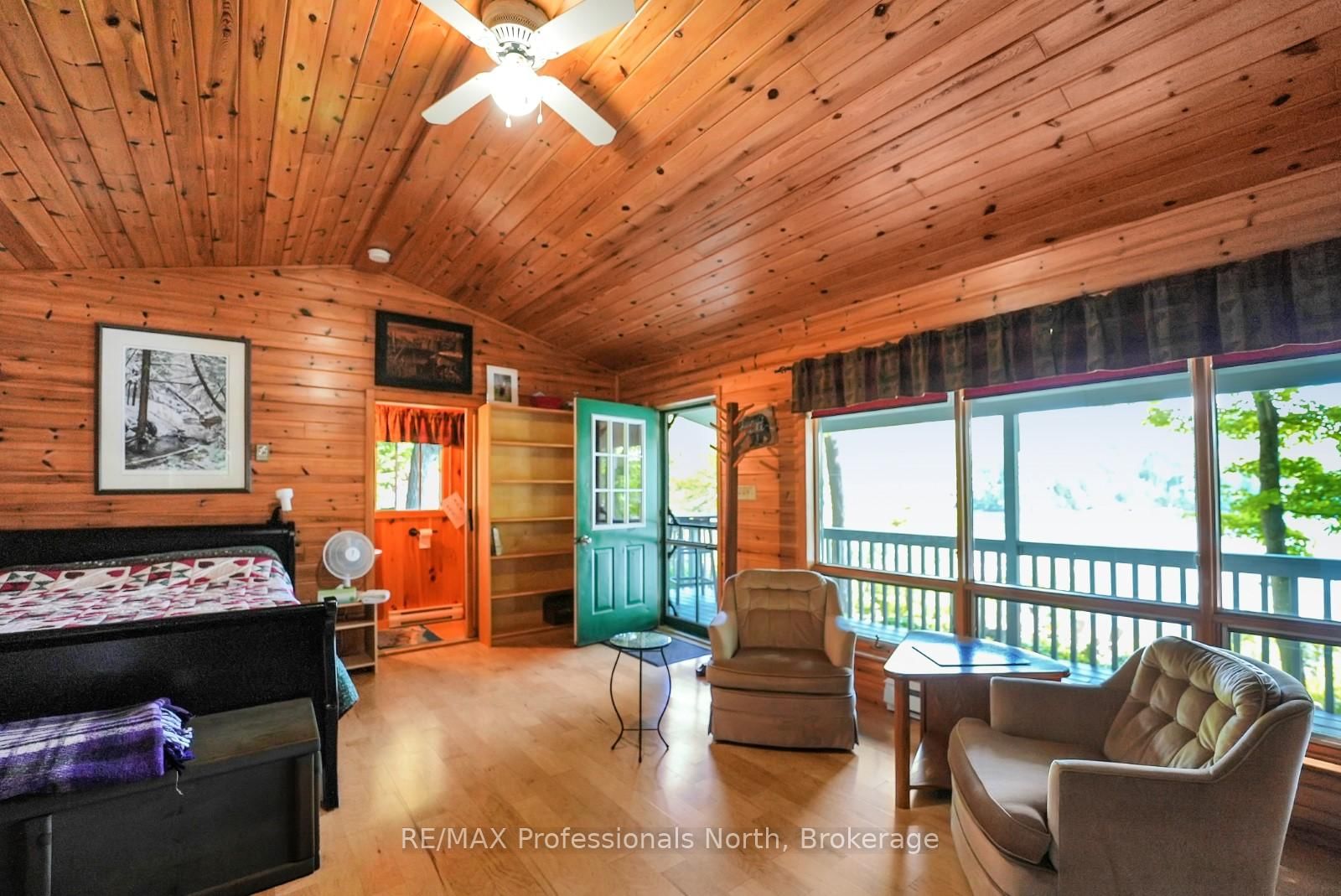 2718 Wilkinson Road • Dysart et al, ON photo 37