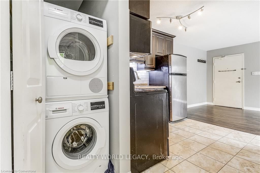 119 Cedar Street S, Unit 8 - Photo 16