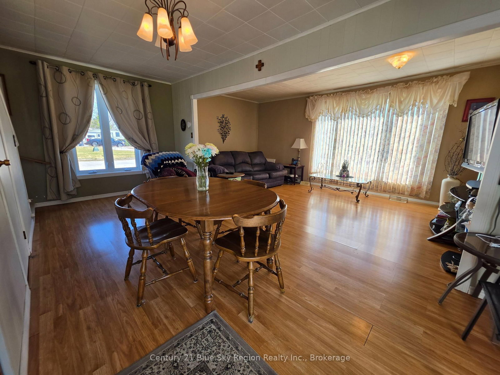 19 Gingras Avenue • West Nipissing, ON photo 8