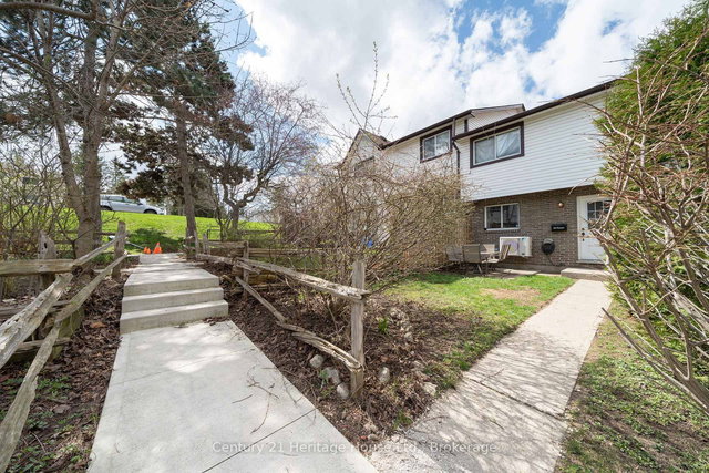 4 - 391 Pioneer Drive