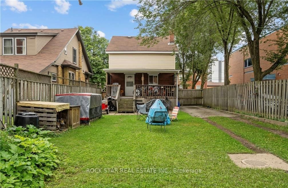 Listing Image 28