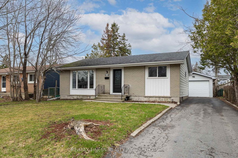 1284 Waverley Cres, Kingston, K7M 6J6 | Image 2