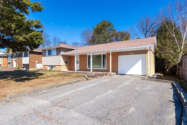 138 Macbeth Crescent