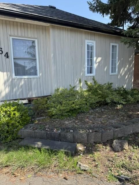 home for sale on 64 Martin Street W