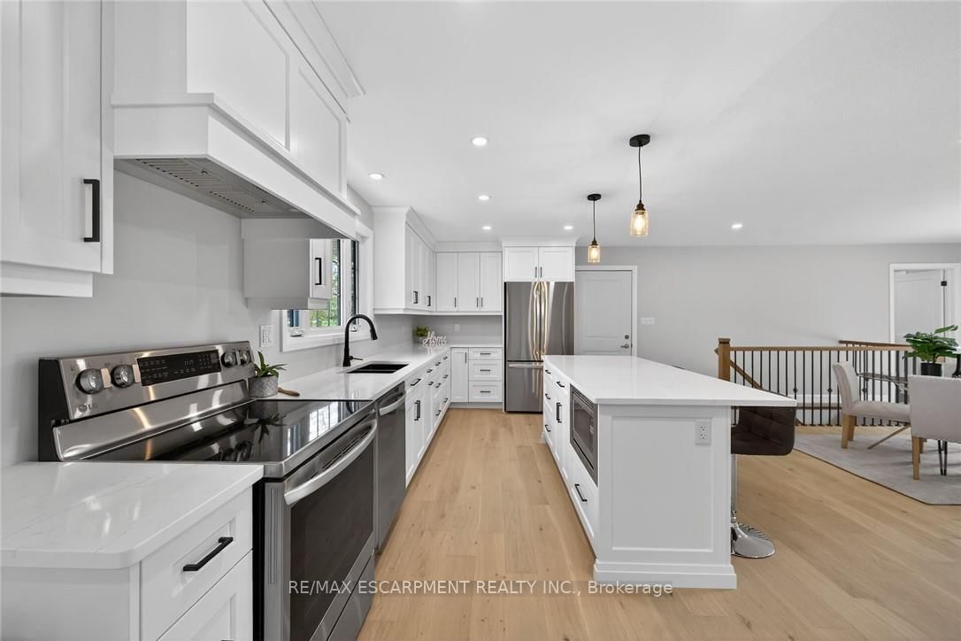 548 CONCESSION 14 Road • Haldimand, ON photo 10