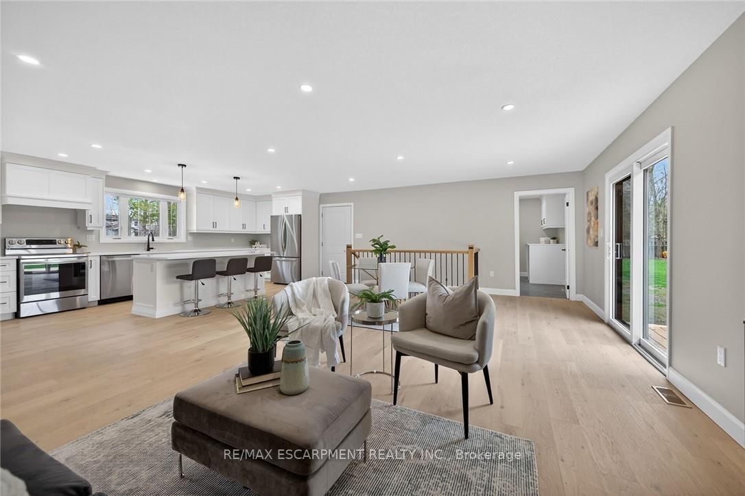 548 CONCESSION 14 Road • Haldimand, ON photo 18