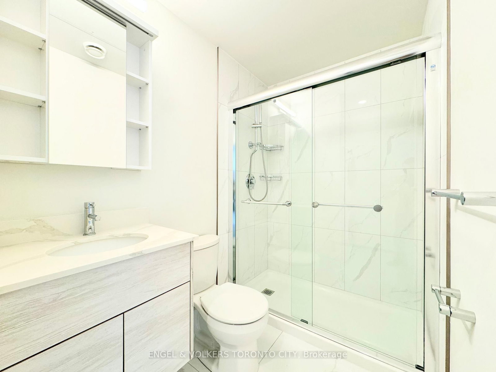 60 Frederick Street, Unit 2605 - Photo 9