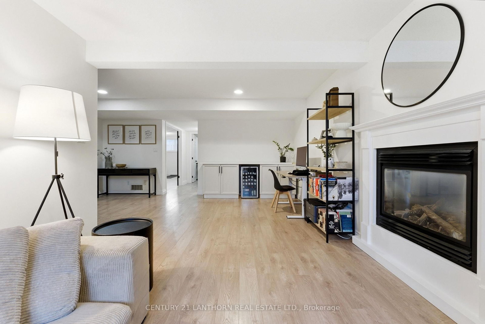 Detached House for sale at 75 Gearin Street, Quinte West, Ontario, K8V 6W1 - Murray Ward - MLS: X13020276