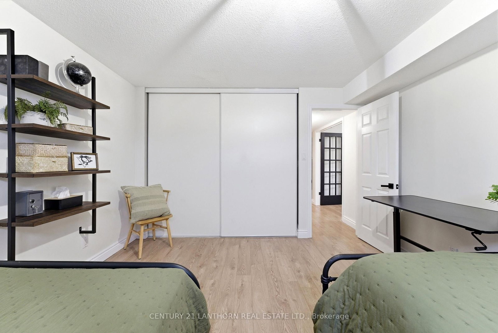 Detached House for sale at 75 Gearin Street, Quinte West, Ontario, K8V 6W1 - Murray Ward - MLS: X13020276