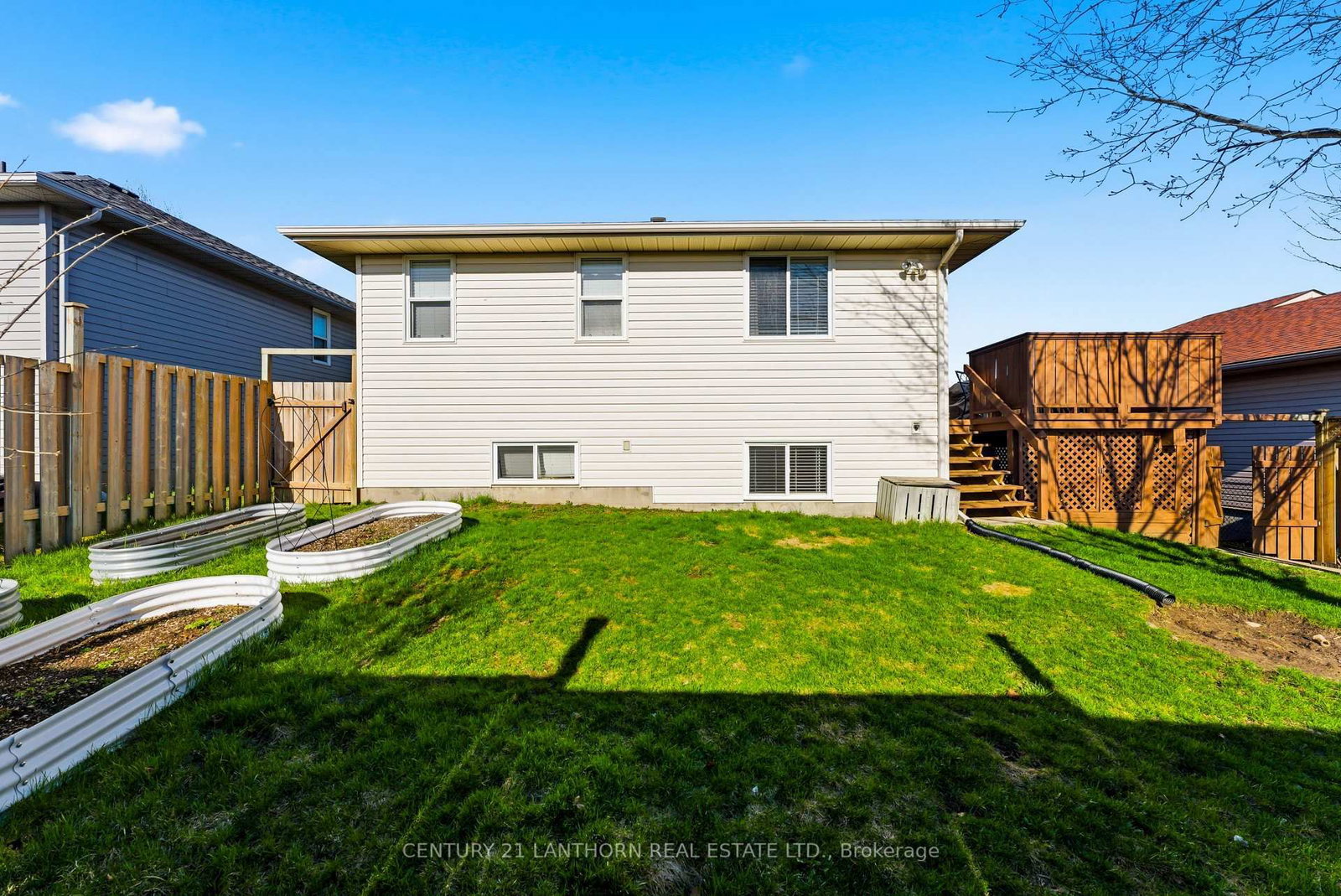 Detached House for sale at 75 Gearin Street, Quinte West, Ontario, K8V 6W1 - Murray Ward - MLS: X13020276