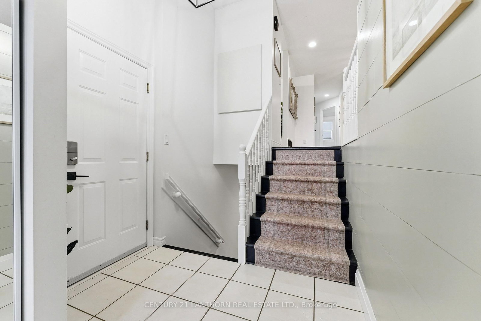 Detached House for sale at 75 Gearin Street, Quinte West, Ontario, K8V 6W1 - Murray Ward - MLS: X13020276