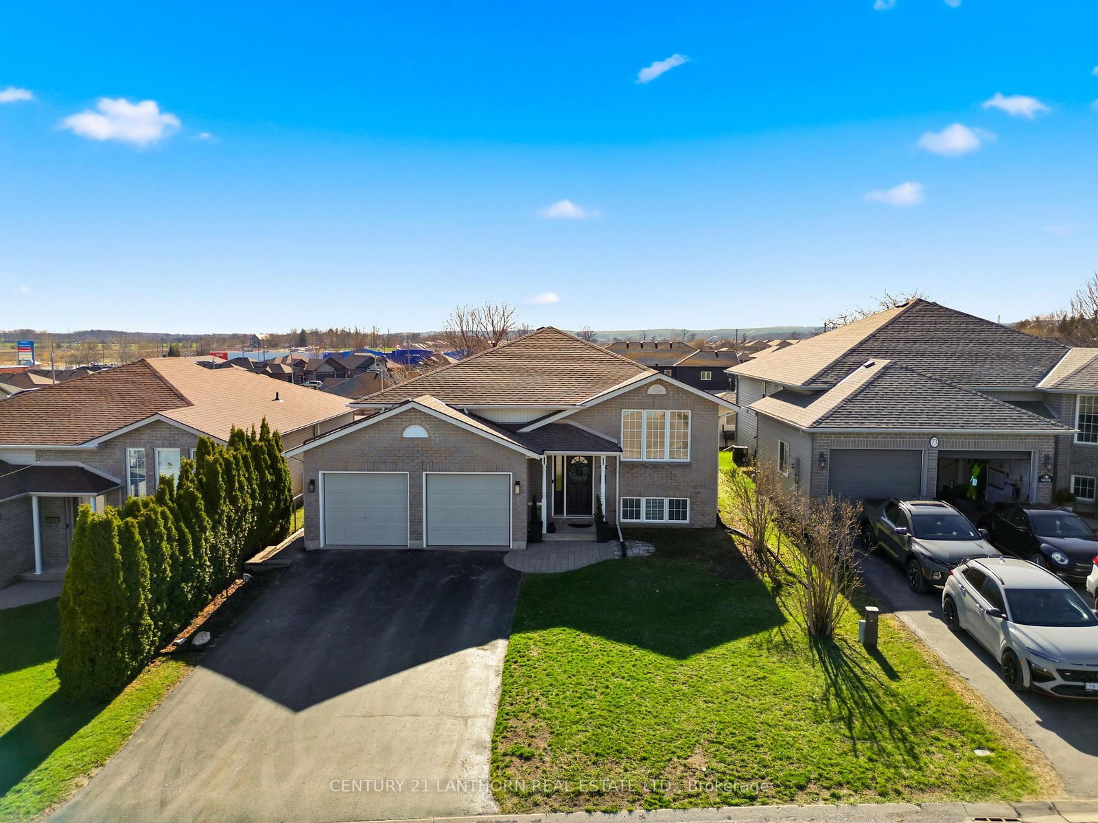 Detached House for sale at 75 Gearin Street, Quinte West, Ontario, K8V 6W1 - Murray Ward - MLS: X13020276