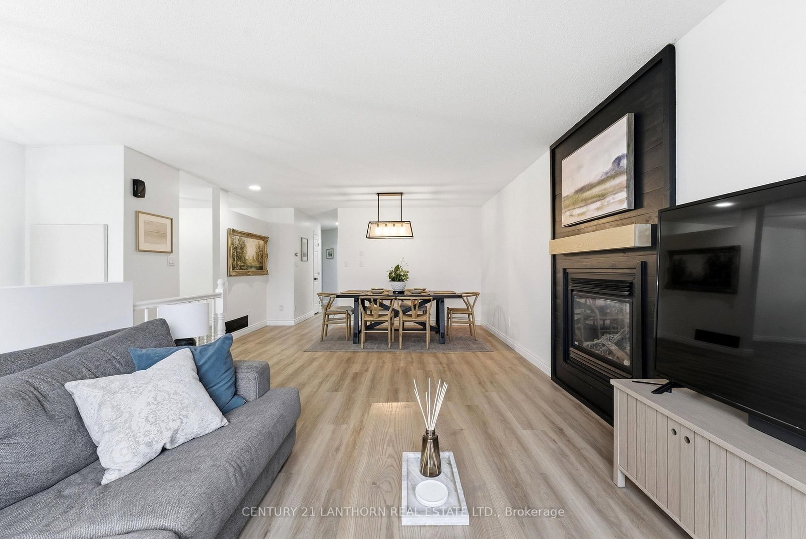 Detached House for sale at 75 Gearin Street, Quinte West, Ontario, K8V 6W1 - Murray Ward - MLS: X13020276