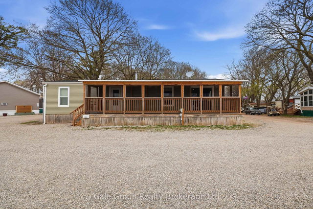 Unit 202 - 99 Fourth Concession Road