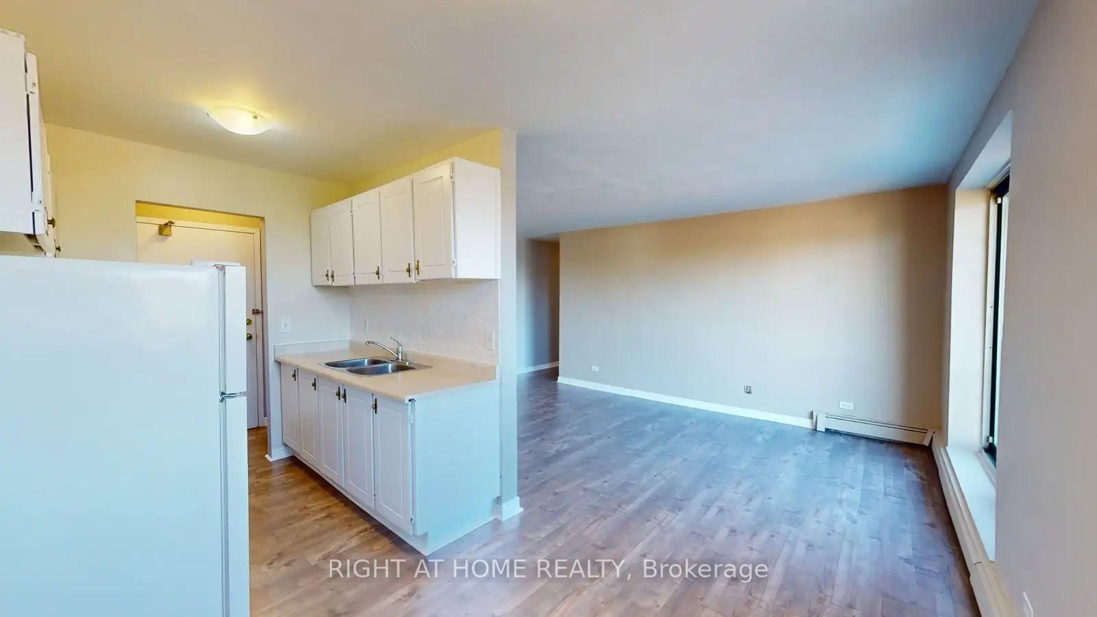 125 Forest Avenue, Unit 805 - Photo 5