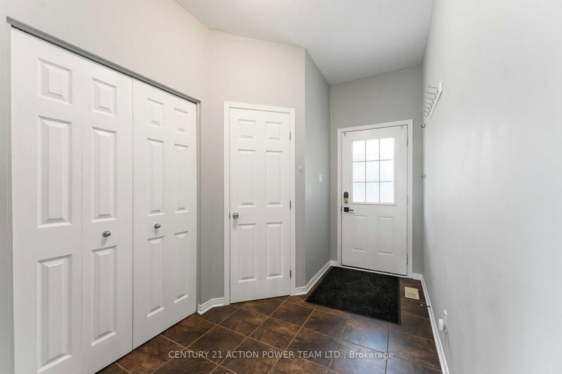 153 LOKOYA St, Ottawa, K2S 0J5 | Image 3