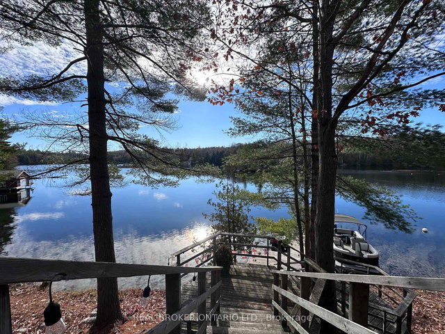 744 10 Baxter Island