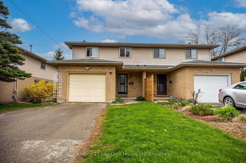 728 Norwood Ave, London East, N5Y 4M7 | Image 2