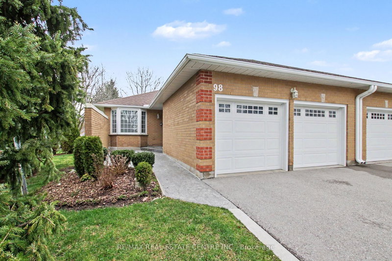 98 Beasley Cres, Cambridge, N1T 1T5 | Image 2