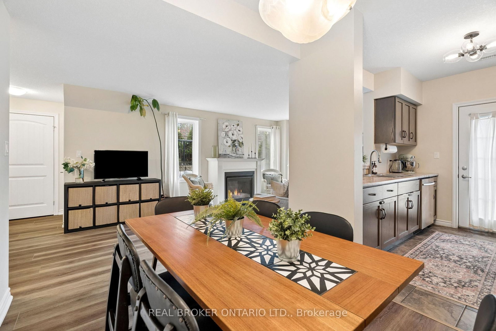 9 Guthrie Lane, Unit 9B - Photo 26